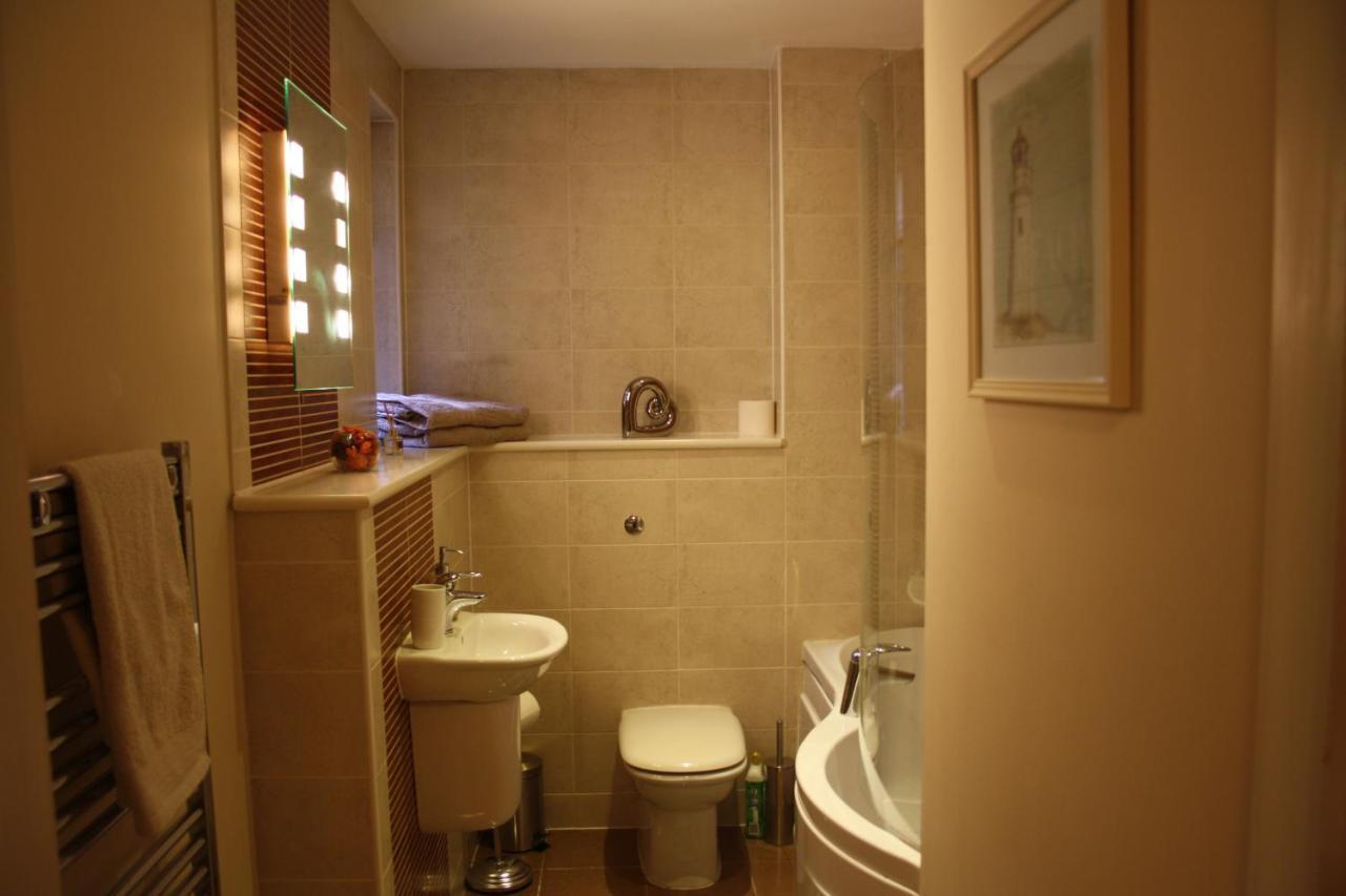 Canterbury Elms Court Apartment Ruang foto