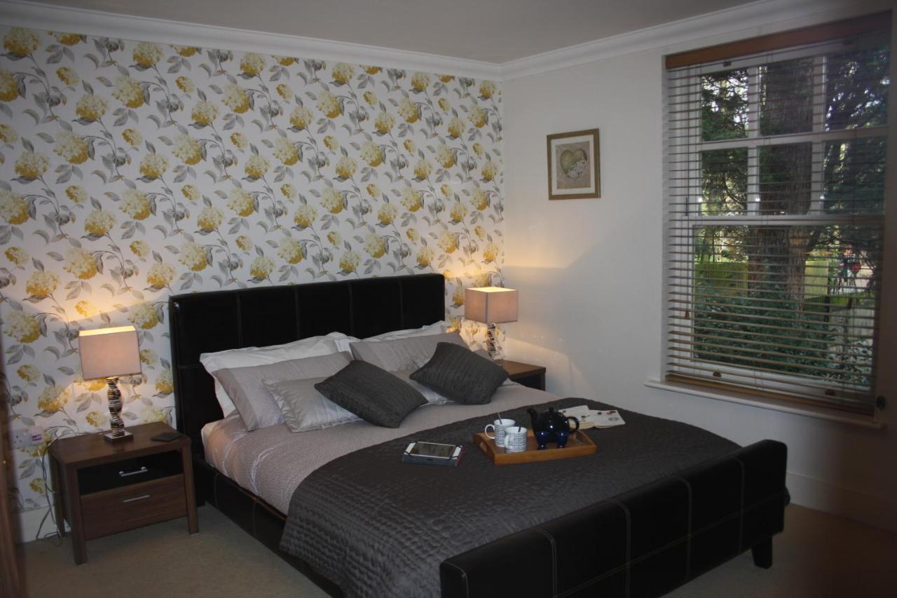Canterbury Elms Court Apartment Ruang foto